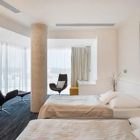 Hotel Fabrika 4*