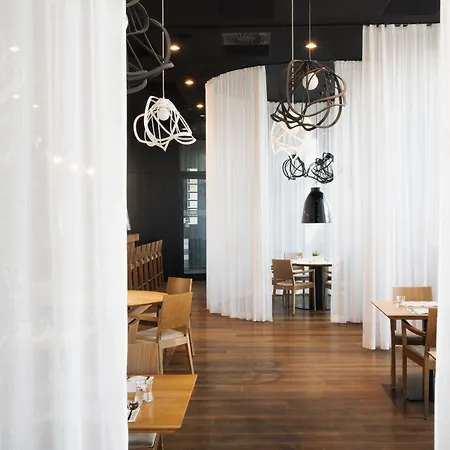 Fabrika 4* Humpolec