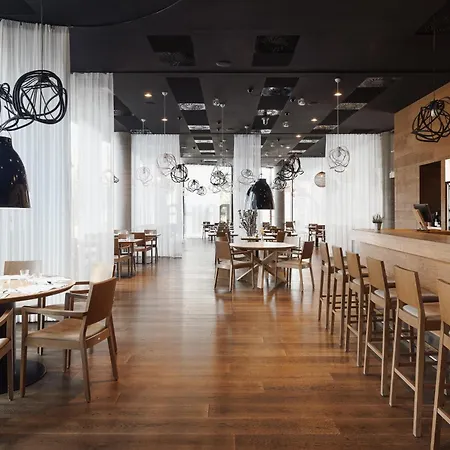 Hotel Fabrika 4*