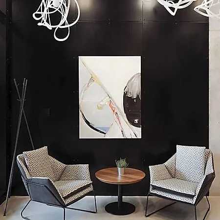 Fabrika 4*