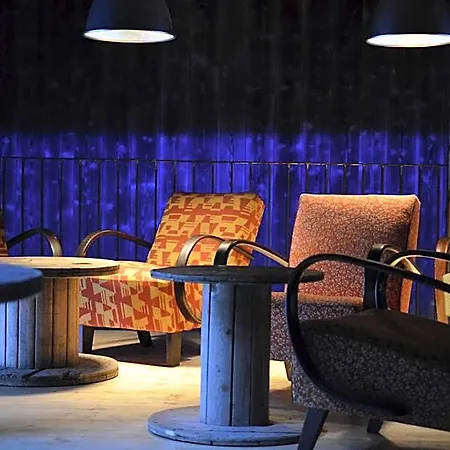 Hotel Fabrika 4*