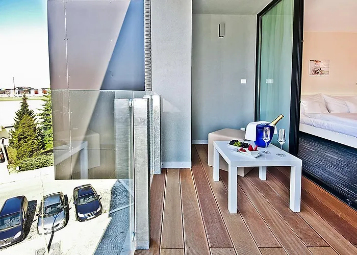 Hotel Fabrika 4*